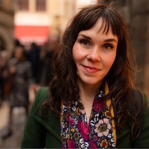 Meet your Posher, Rebecca